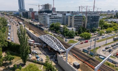 A híd leengedésével és a hídsaruk beépítésével folytatódik a kivitelezés Déli Körvasút beruházásban.