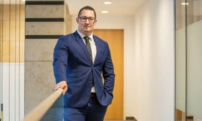 A Paks II. beruházás többgenerációs csapatmunkában zajlik. Mindegyik nemzedék másban erős, és eltérőek a különböző generációk elvárásai is. "A mi feladatunk a generációk közti fenntartható együttműködés megteremtése" – mondta el Benedek Áron. A Paks II. Zrt. humán erőforrás igazgatója kiemelte: ma már más üzenettel lehet utat találni a fiatalokhoz.